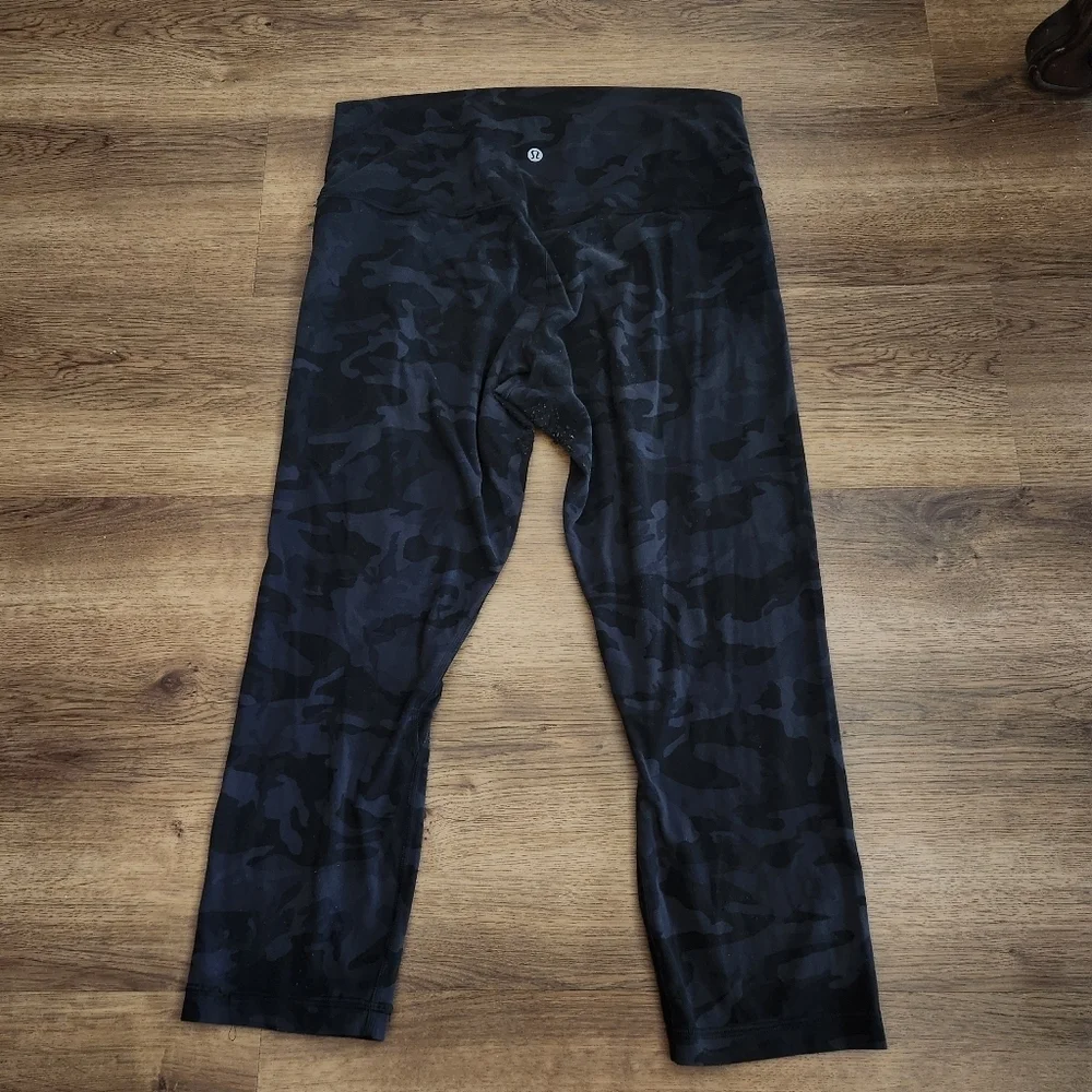 Lululemon Align Crop *21